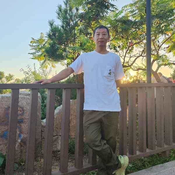 47岁岁辽宁单身帅哥 - 南平吉缘网